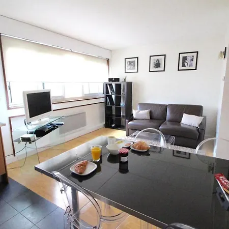 Short Appartement *