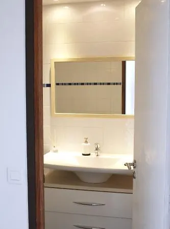 Short Appartement *