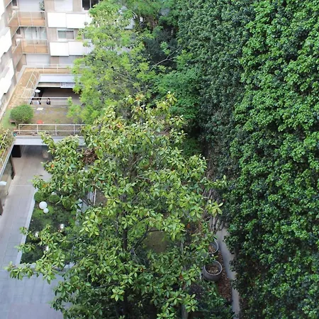 Short Appartement Paris