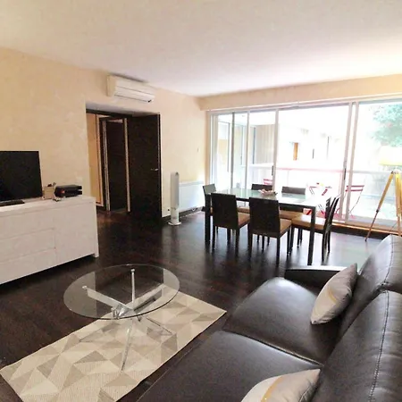 Short Appartement