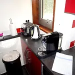 Short Διαμέρισμα