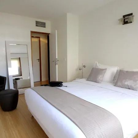 Short Apartman *